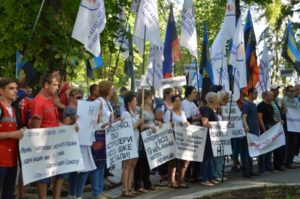 Дерибан на миллиарды, узурпация власти, плюс поднятие пенсионного возраста