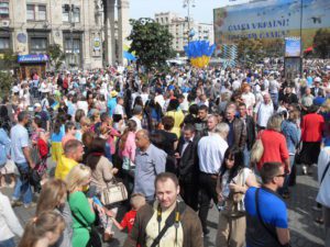 За свое мнение у нас задерживают, а за преступления - хвалят