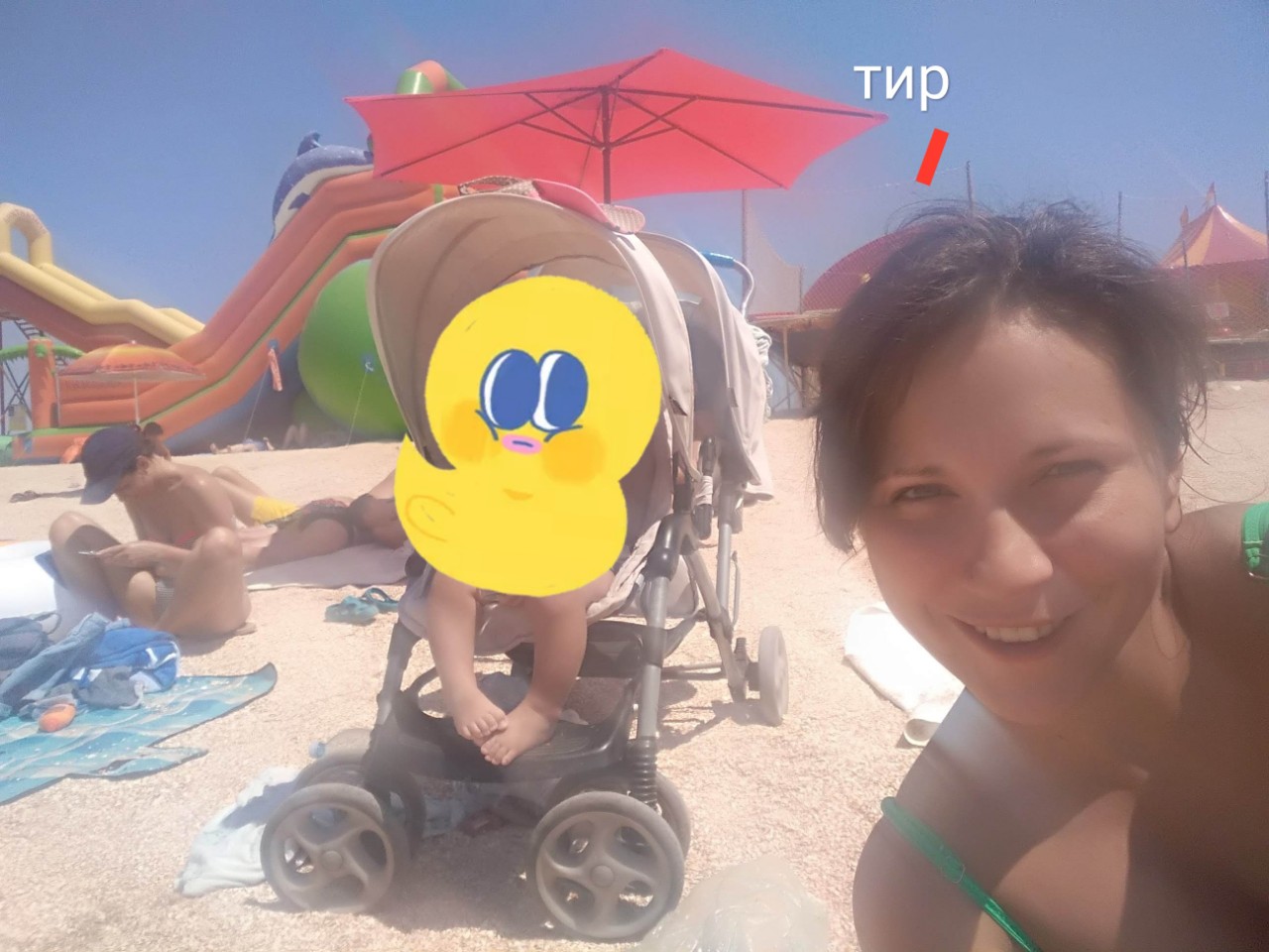 Тир на пляжі спричинив інвалідність молодій матері троїх дітей
