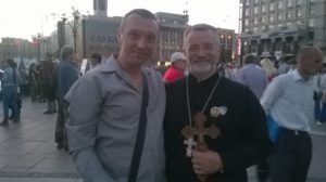 Светлой памяти отца Валентина Серовецкого. Холодный август 2014-го