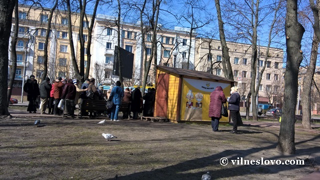 На період карантину в Києві будиночки “Обід без Бід” призупиняють роботу