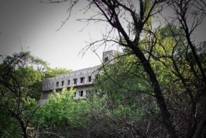 Места великой скорби: заброшенный пансионат для умственно отсталых